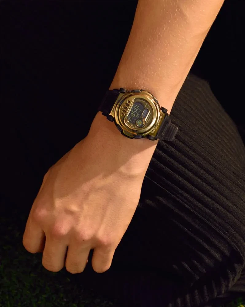 Часы  Casio  G-Shock Casio G-B001MVB-8E (фото 6)