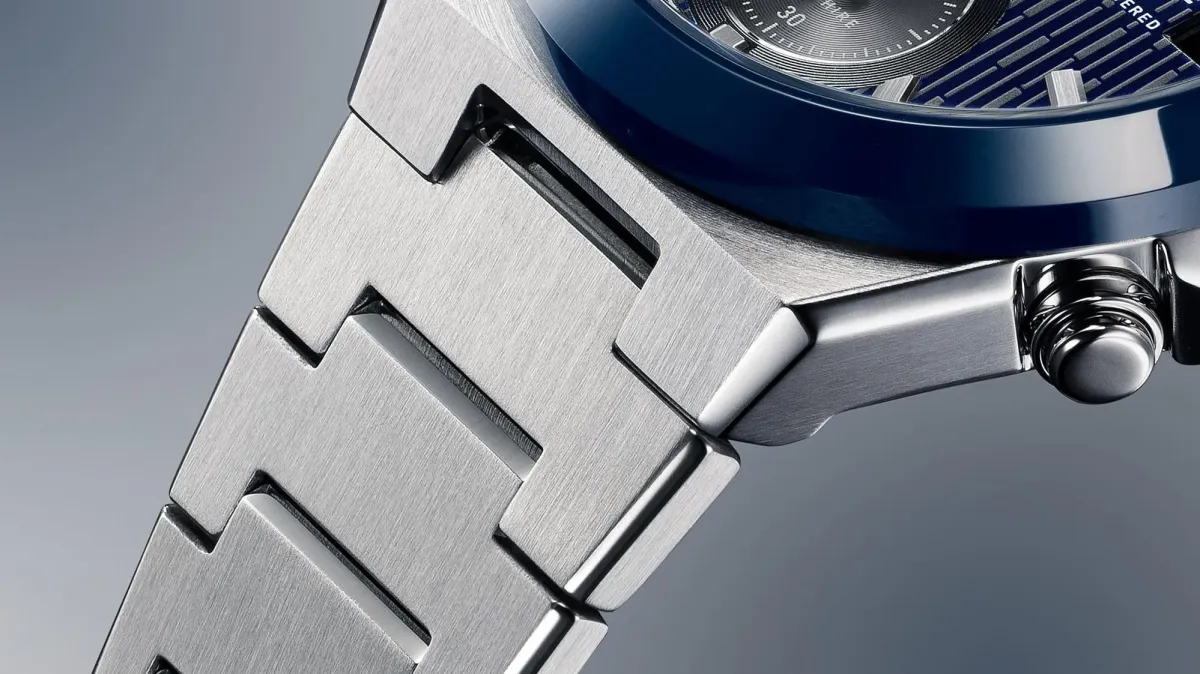 Наручные часы  Casio  Edifice Casio EFS-S650D-3A (фото 2)