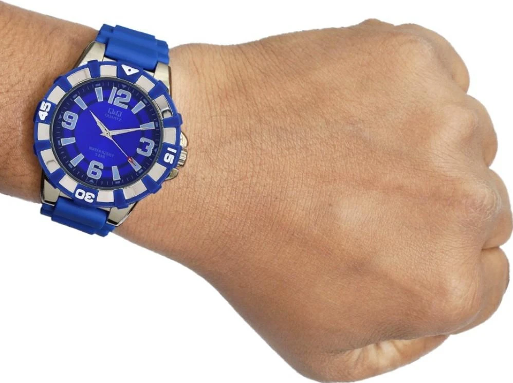 Наручные часы  Q&Q  Attractive Q&Q Q840J305Y (фото 3)