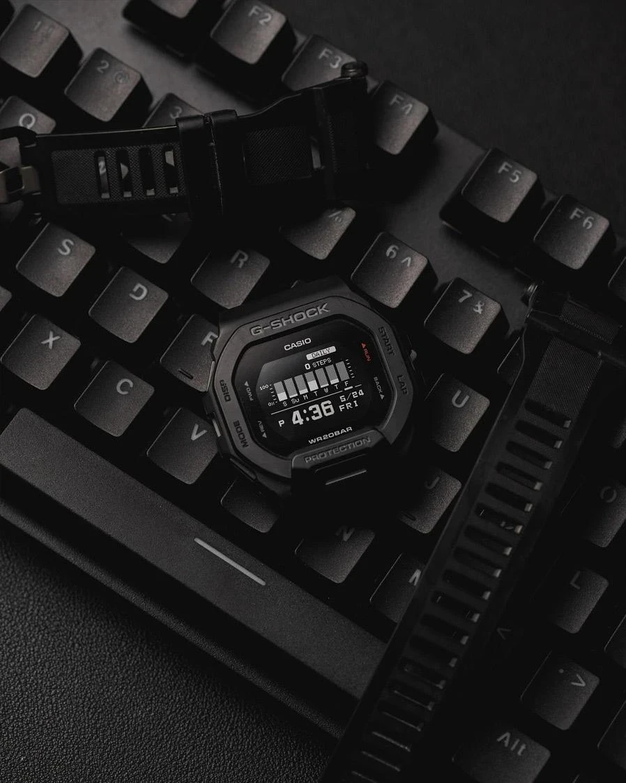 Часы  Casio  G-Shock Casio GBD-200-1E (фото 6)