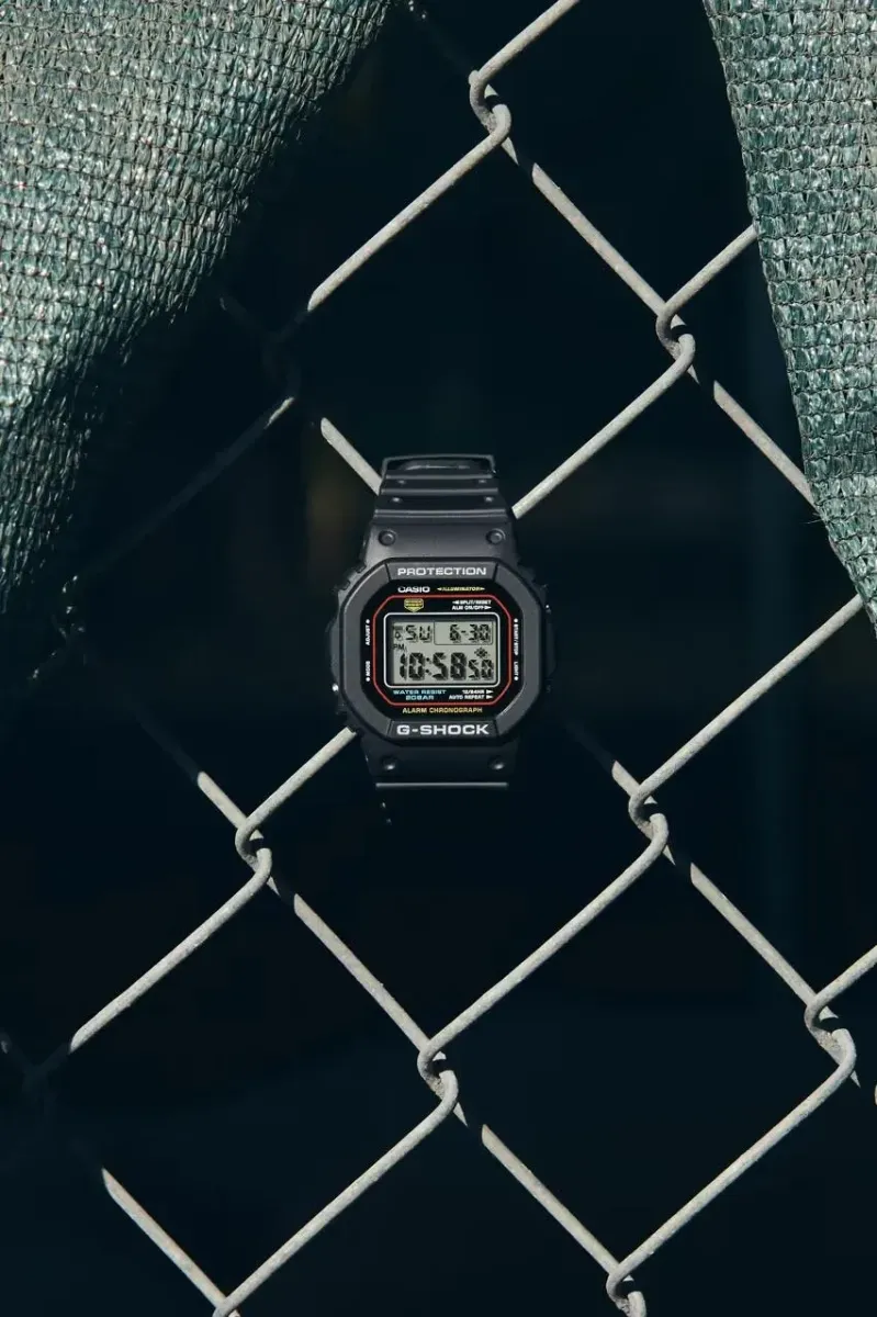 Наручные часы  Casio  G-Shock Casio DW-5600RL-1E (фото 4)