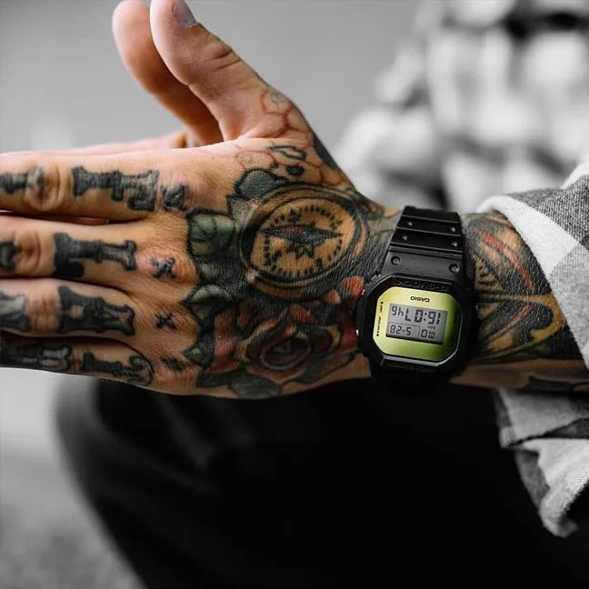 Наручные часы  Casio  G-Shock Casio DW-5600BBMB-1E (фото 3)