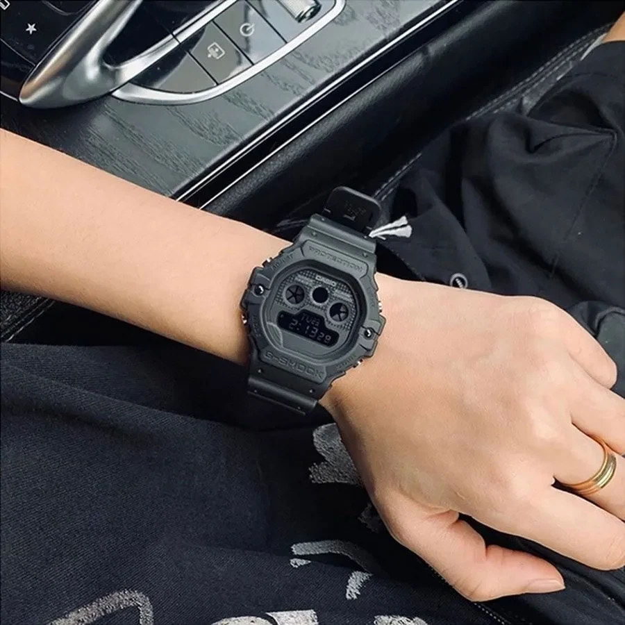 Наручные часы  Casio  G-Shock Casio DW-5900UBB-1E (фото 3)