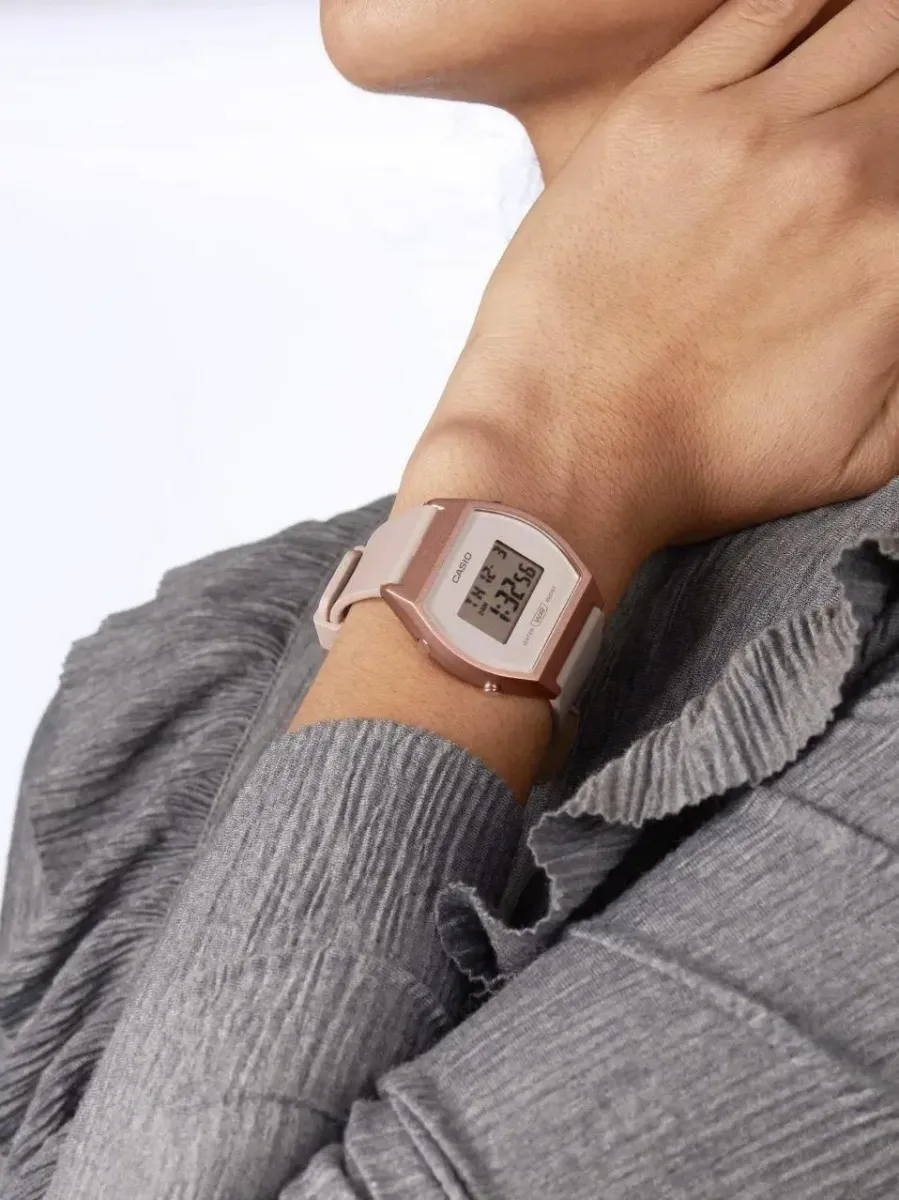 Наручные часы  Casio  Collection Casio LW-204-4A (фото 2)