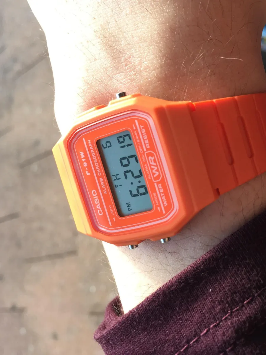 Наручные часы  Casio  Collection Casio F-91WC-4A2 (фото 5)