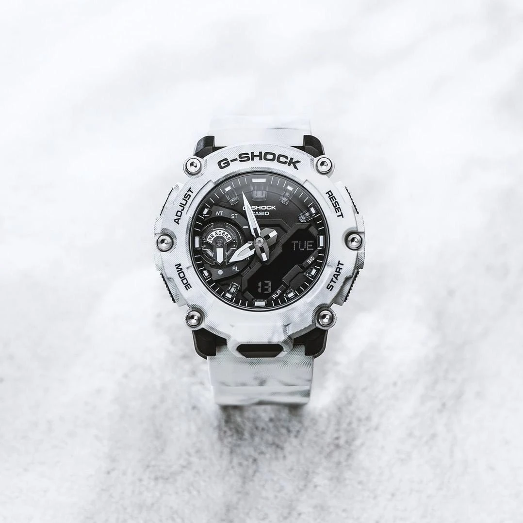 Часы  Casio  G-Shock Casio GA-2200GC-7A (фото 2)