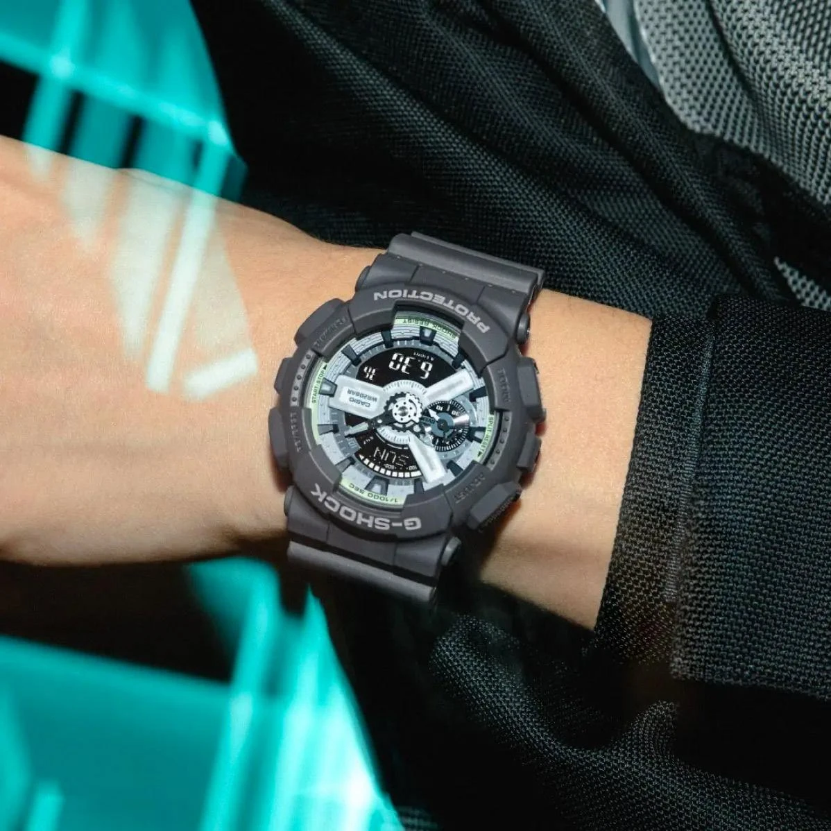 Часы  Casio  G-Shock Casio GA-110HD-8A (фото 3)