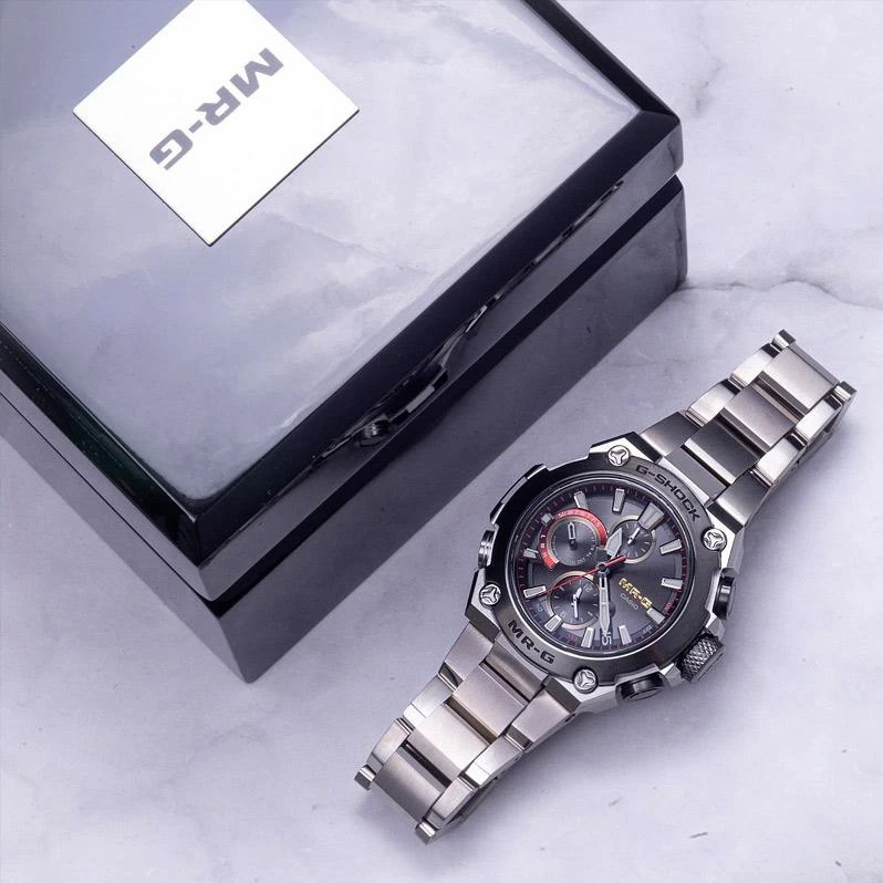 Наручные часы  Casio  G-Shock Casio MRG-B1000D-1A (фото 8)