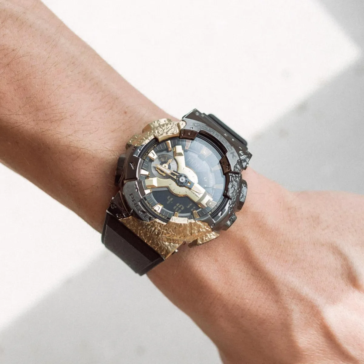 Наручные часы  Casio  G-Shock Casio GM-114GEM-1A9 (фото 6)