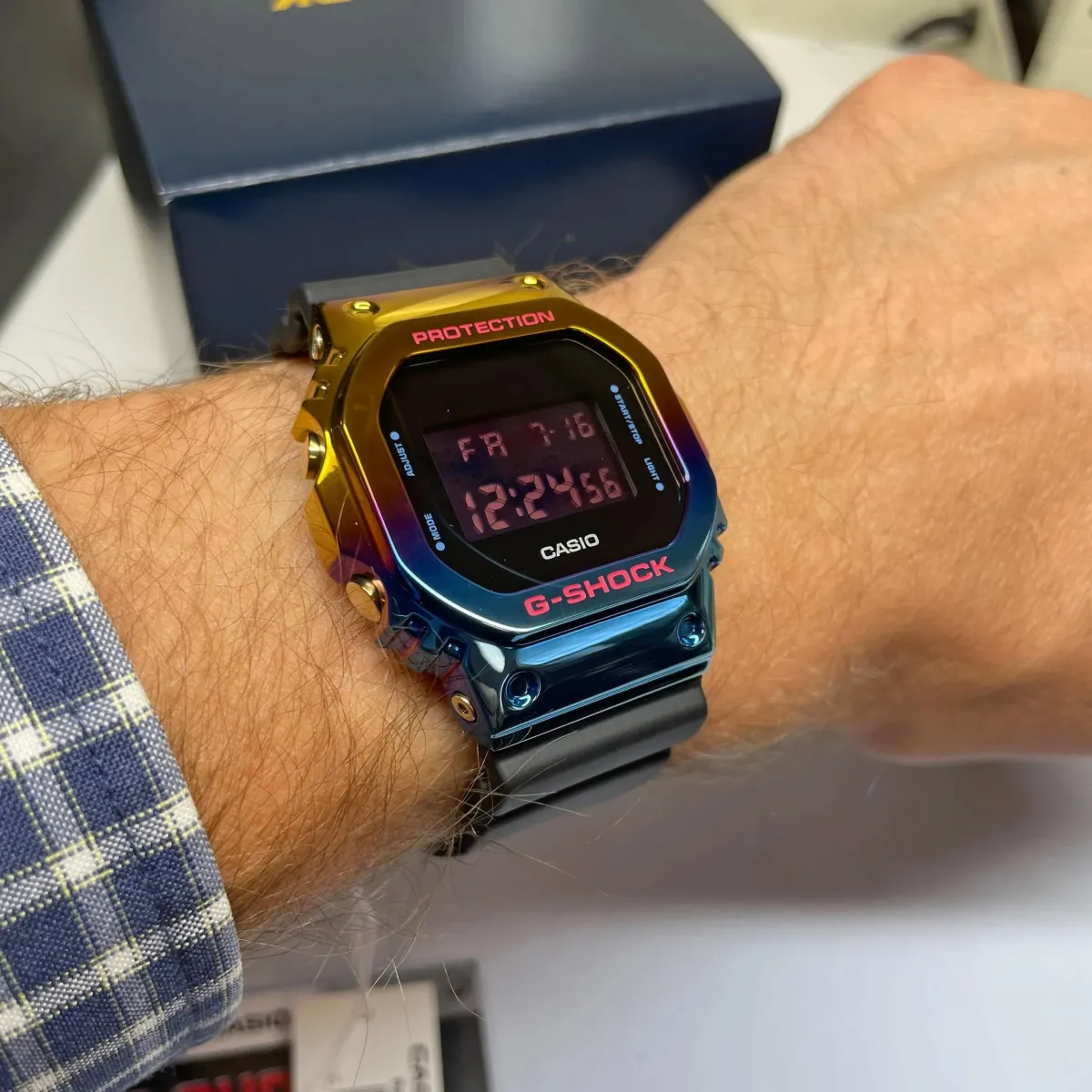 Наручные часы  Casio  G-Shock Casio GM-5600SN-1E (фото 9)