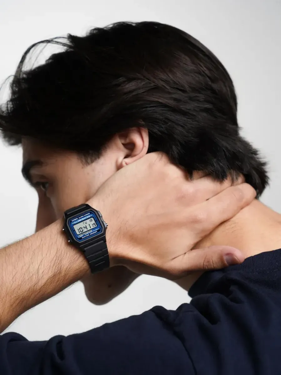 Наручные часы  Casio  Collection Casio F-105W-1A (фото 2)