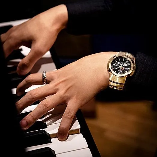 Наручные часы  Casio  G-Shock Casio AWM-500GD-9A (фото 11)