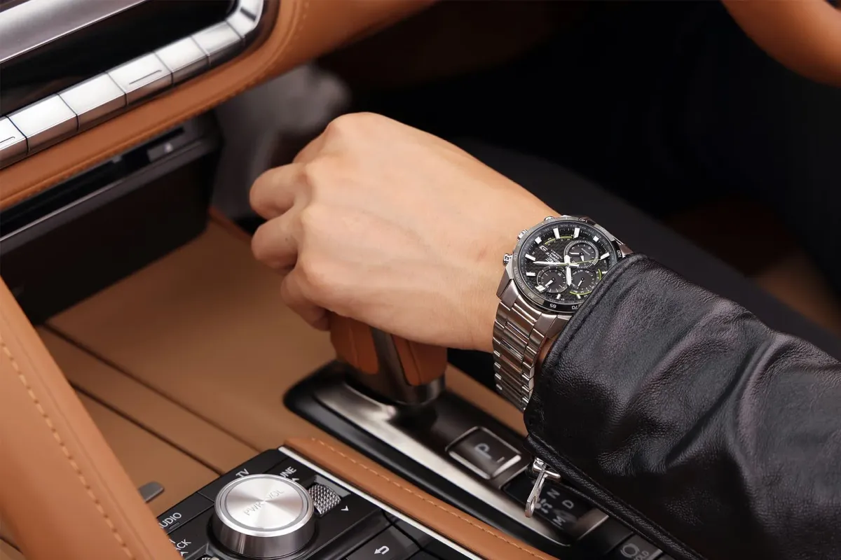 Наручные часы  Casio  Edifice Casio EQW-A2000DB-1A (фото 4)