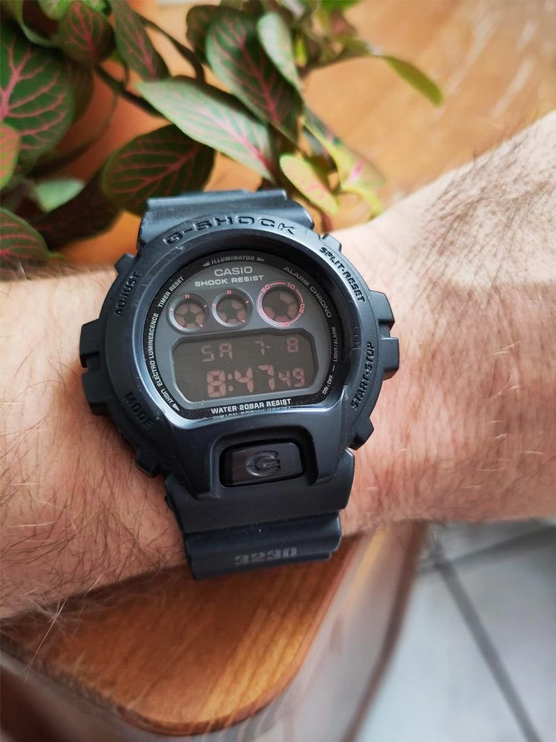 Наручные часы  Casio  G-Shock Casio DW-6900MS-1E (фото 5)