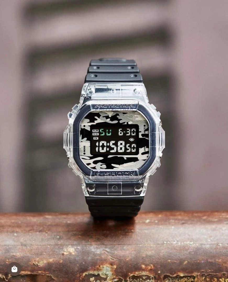 Наручные часы  Casio  G-Shock Casio DW-5600SKC-1E (фото 7)
