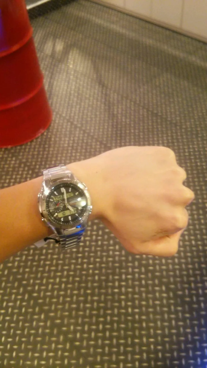 Наручные часы  Casio  Radio Controlled Casio WVA-M650D-1A (фото 2)