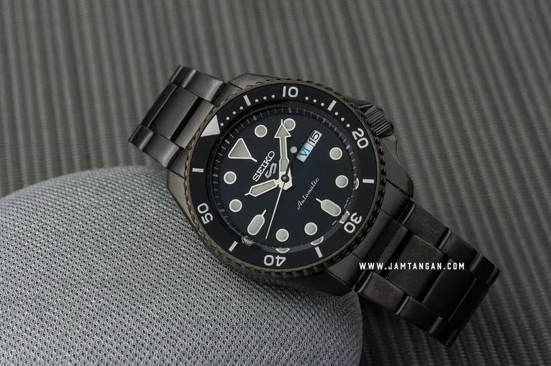 Часы  Seiko  Seiko 5 Sports Seiko SRPD65K1 (фото 6)