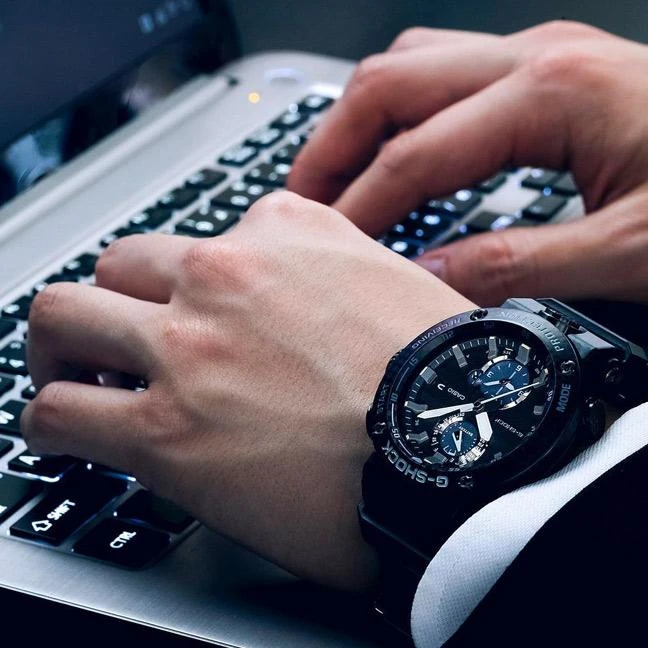 Наручные часы  Casio  G-Shock Casio GWR-B1000-1A (фото 9)