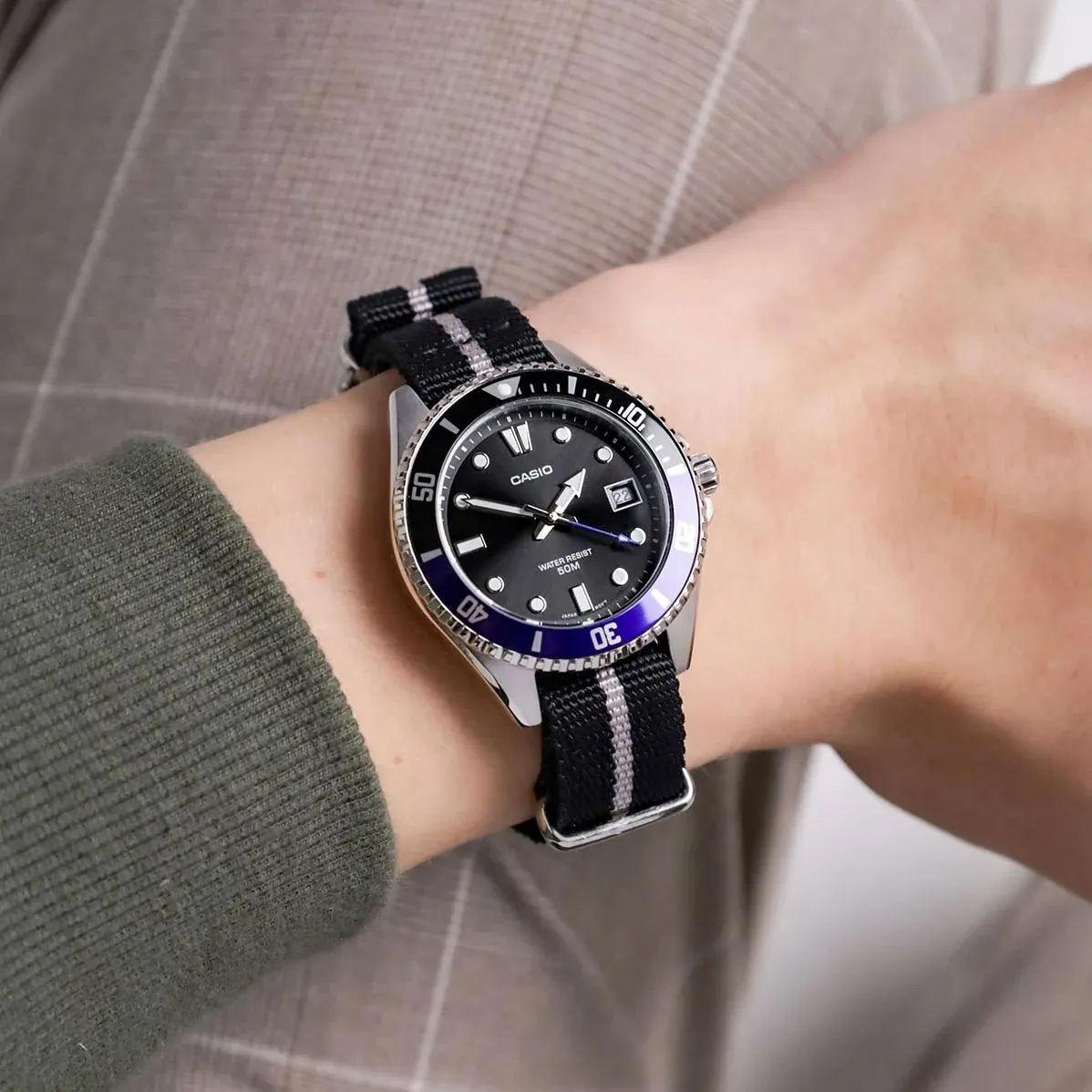 Наручные часы  Casio  Collection Casio MDV-10C-1A2 (фото 4)