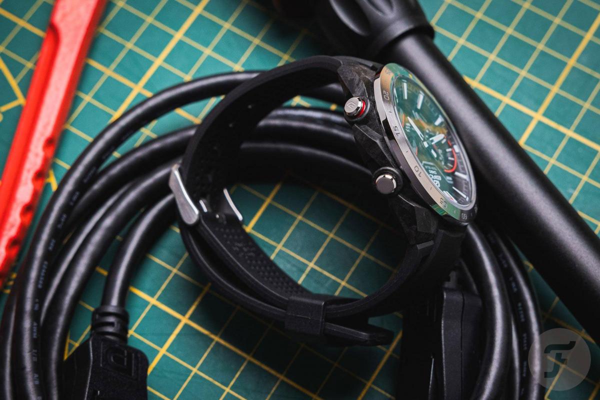 Наручные часы  Casio  Edifice Casio ECB-2200P-1A (фото 8)