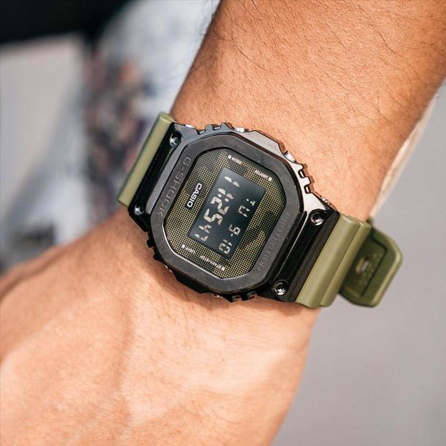 Наручные часы  Casio  G-Shock Casio GM-5600B-3E (фото 3)