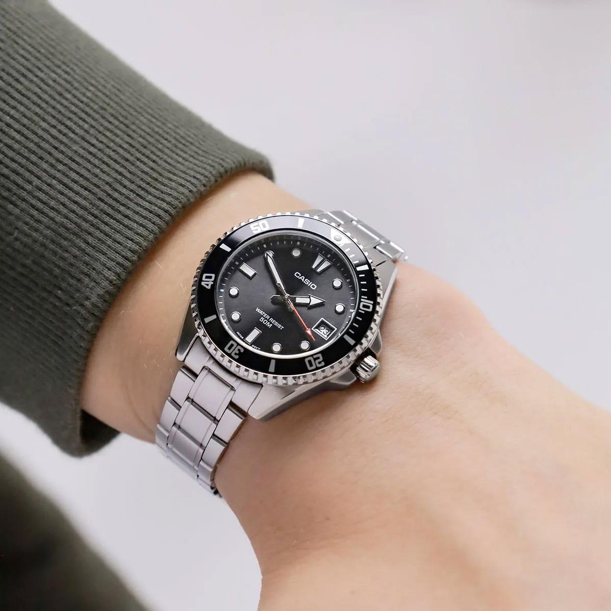 Наручные часы  Casio  Collection Casio MDV-10D-1A1 (фото 3)