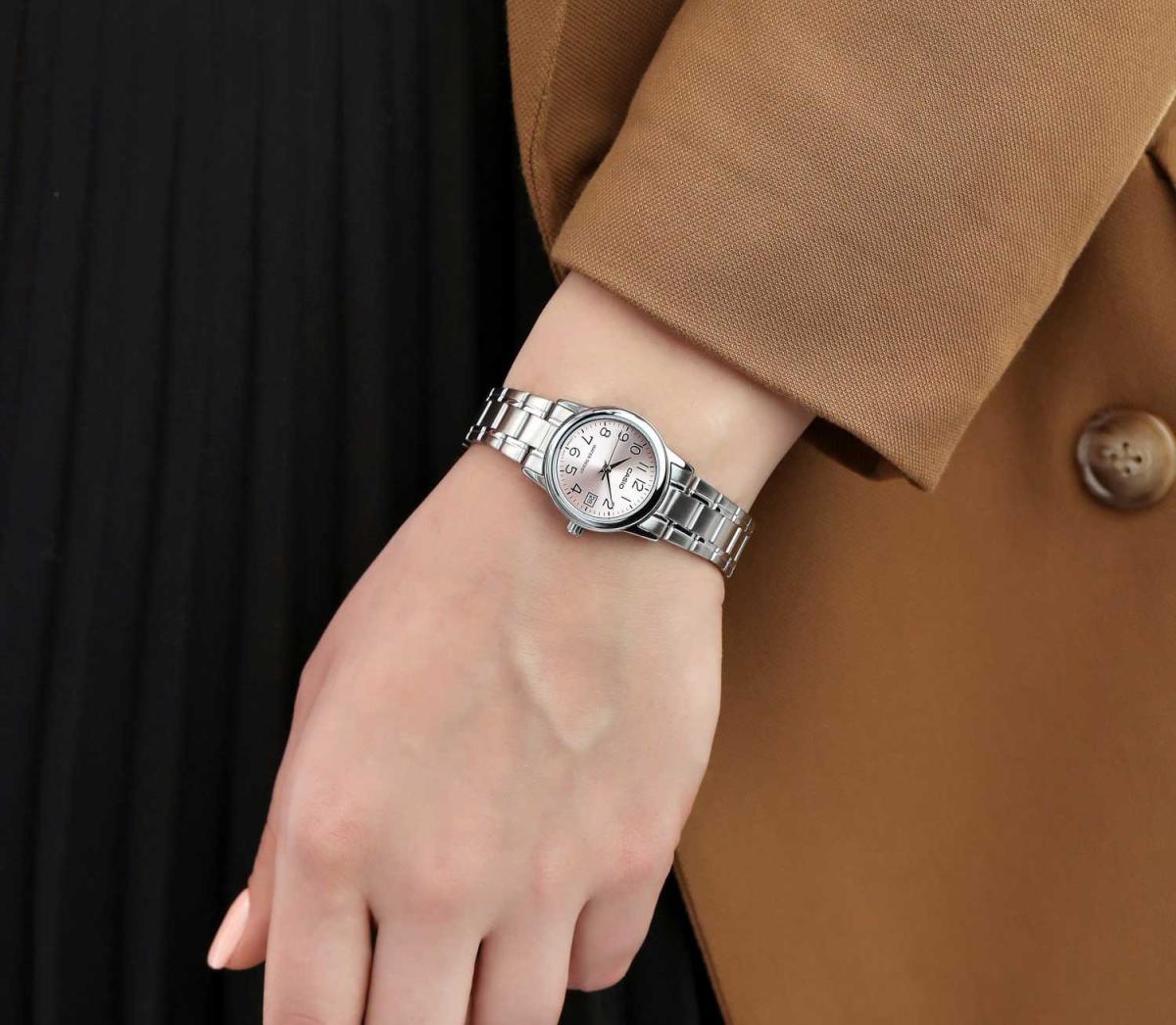 Наручные часы  Casio  Collection Casio LTP-V002D-4B (фото 7)