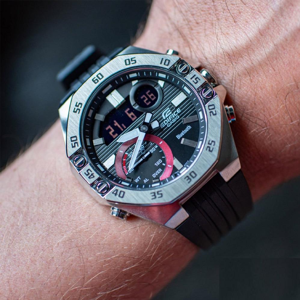 Наручные часы  Casio  Edifice Casio ECB-10P-1A (фото 2)