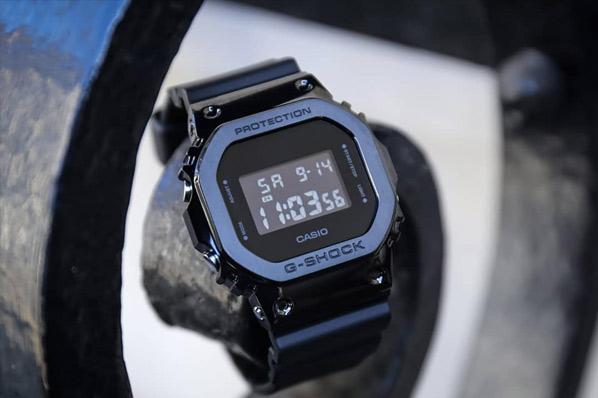 Наручные часы  Casio  G-Shock Casio GM-5600B-1E (фото 14)