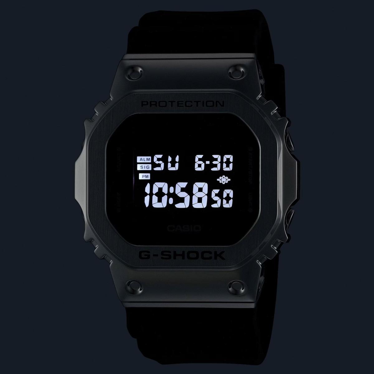 Наручные часы  Casio  G-Shock Casio GM-5600U-1E (фото 7)
