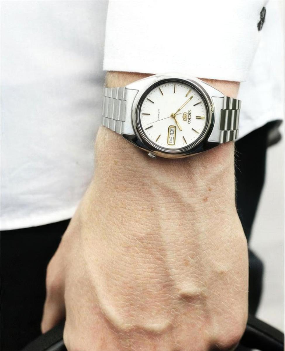 Наручные часы  Seiko  Seiko 5 Seiko SNXG47K1 (фото 3)