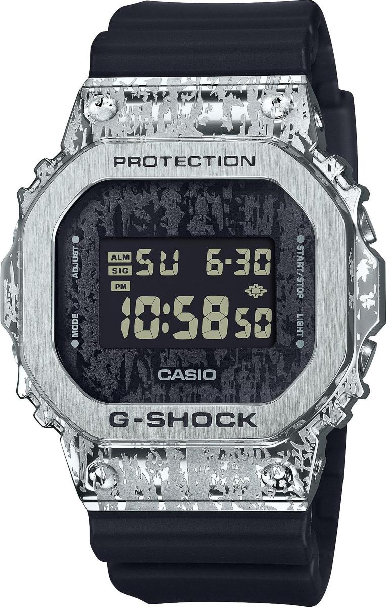 Наручные часы  Casio  G-Shock Casio GM-5600GC-1E (фото 1)