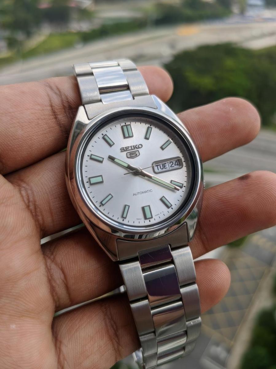 Наручные часы  Seiko  Seiko 5 Seiko SNXS73K1 (фото 4)