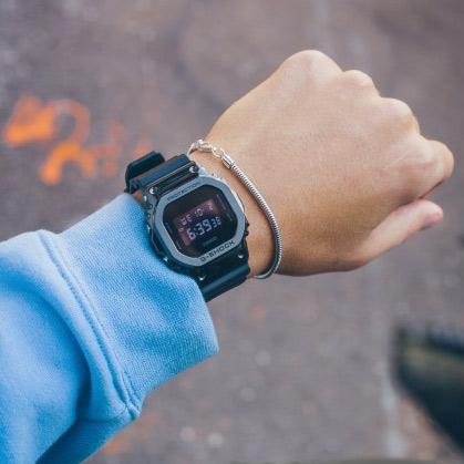 Наручные часы  Casio  G-Shock Casio GM-5600B-1E (фото 11)