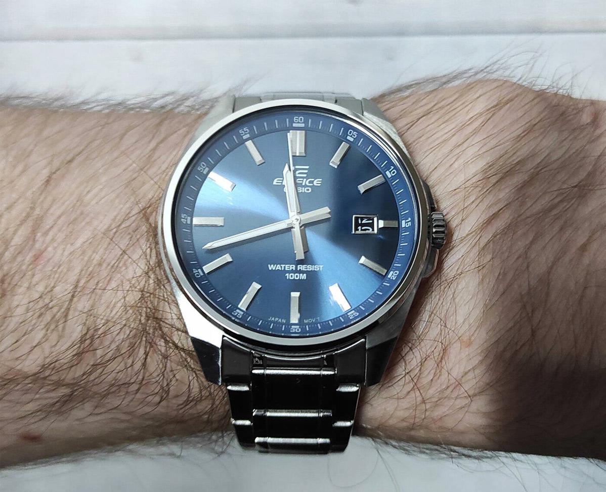 Наручные часы  Casio  Edifice Casio EFV-150D-2A (фото 4)