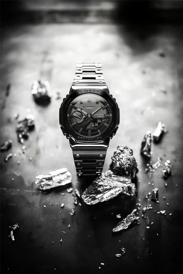 Часы  Casio  G-Shock Casio GM-B2100BD-1A (фото 4)