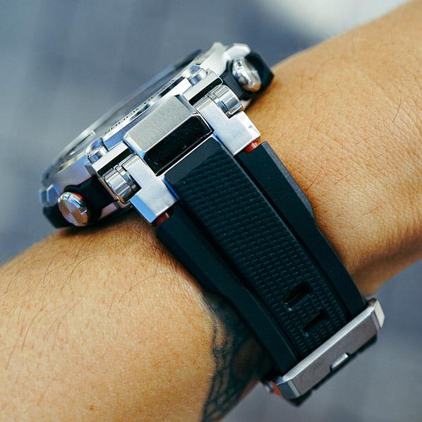 Наручные часы  Casio  G-Shock Casio MTG-B1000-1A (фото 16)