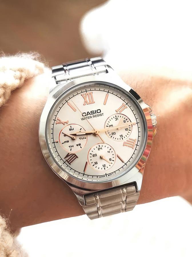 Наручные часы  Casio  Collection Casio LTP-V300D-7A2 (фото 4)