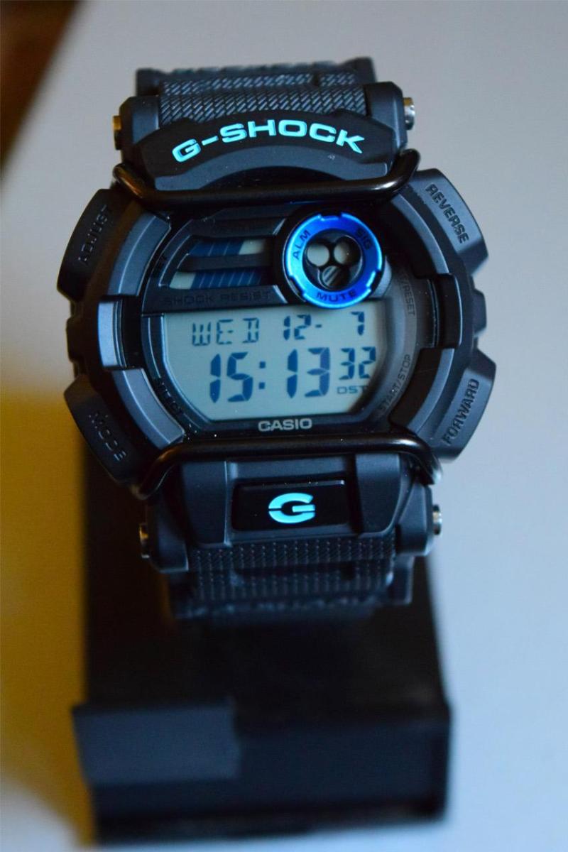 Наручные часы  Casio  G-Shock Casio GD-400-1B2 (фото 4)
