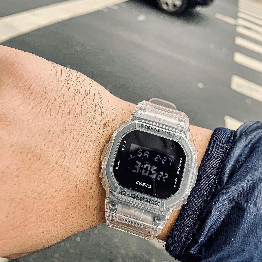 Наручные часы  Casio  G-Shock Casio DW-5600SKE-7E (фото 2)