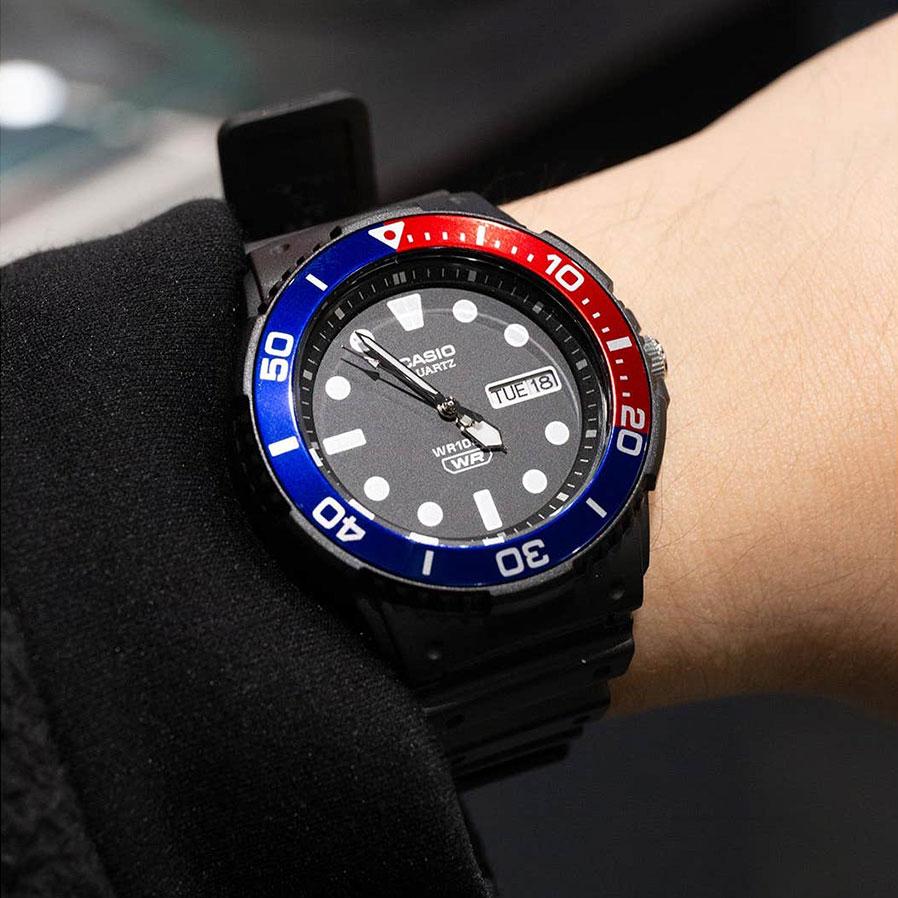 Наручные часы  Casio  Collection Casio MRW-230H-1E2 (фото 3)