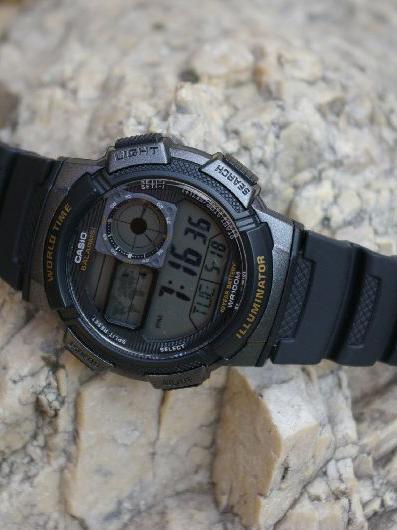 Наручные часы  Casio  Collection Casio AE-1000W-1A (фото 4)