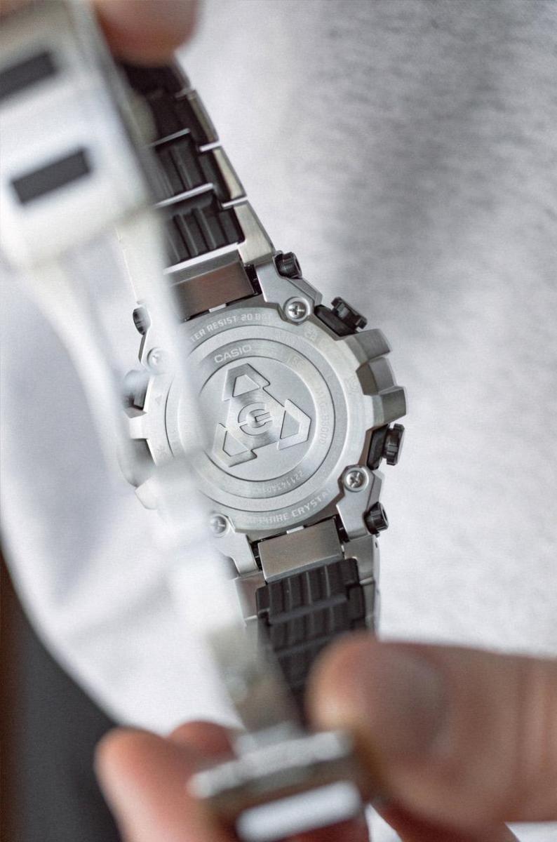 Наручные часы  Casio  G-Shock Casio MTG-B3000D-1A (фото 3)