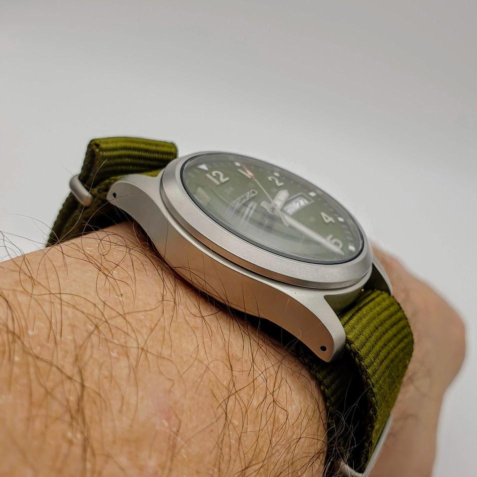 Наручные часы  Seiko  Seiko 5 Sports Seiko SRPG33K1 (фото 7)