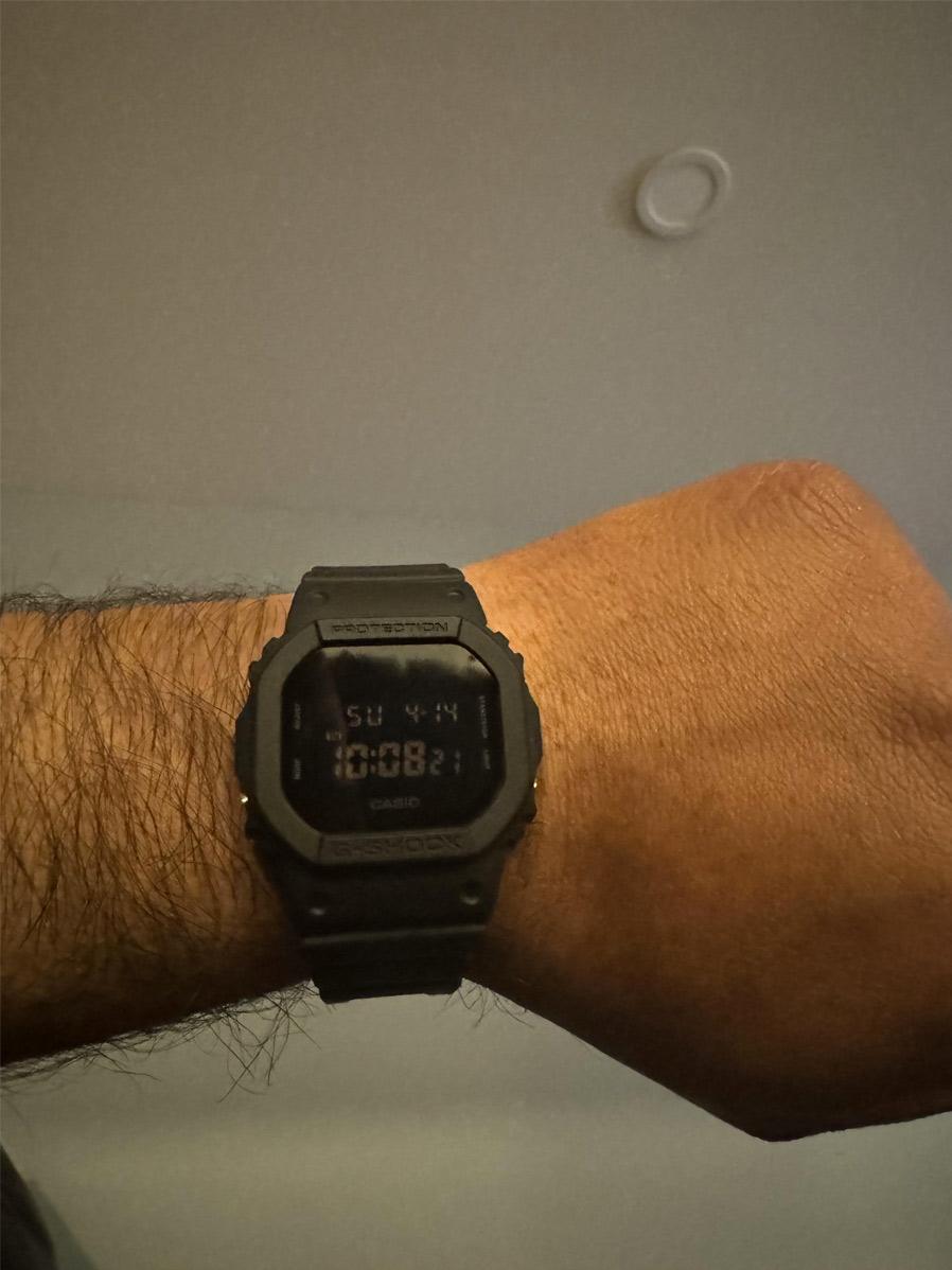 Наручные часы  Casio  G-Shock Casio DW-5600UBB-1E (фото 8)