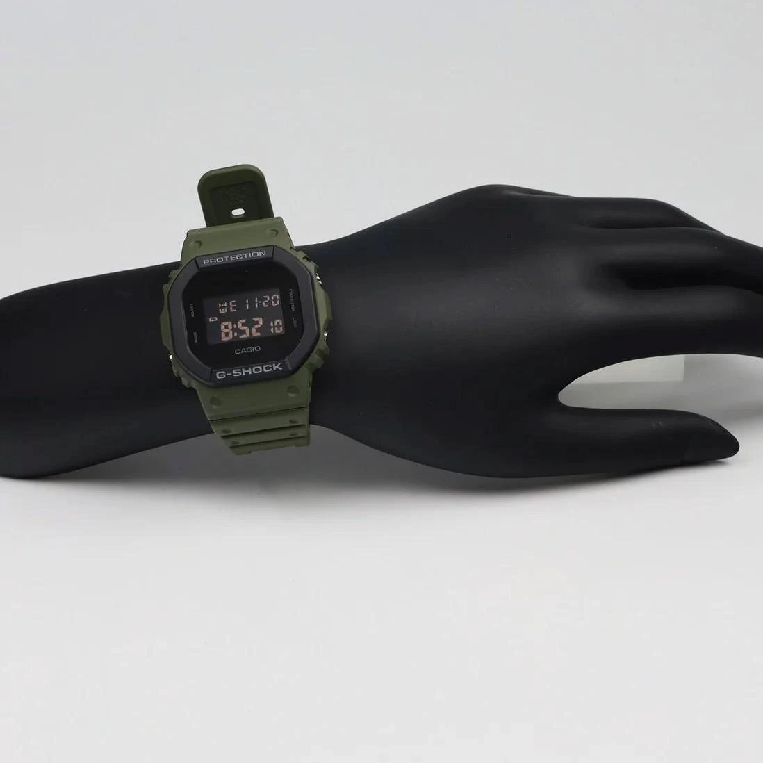 Часы  Casio  G-Shock Casio DW-5610UU-3E (фото 4)
