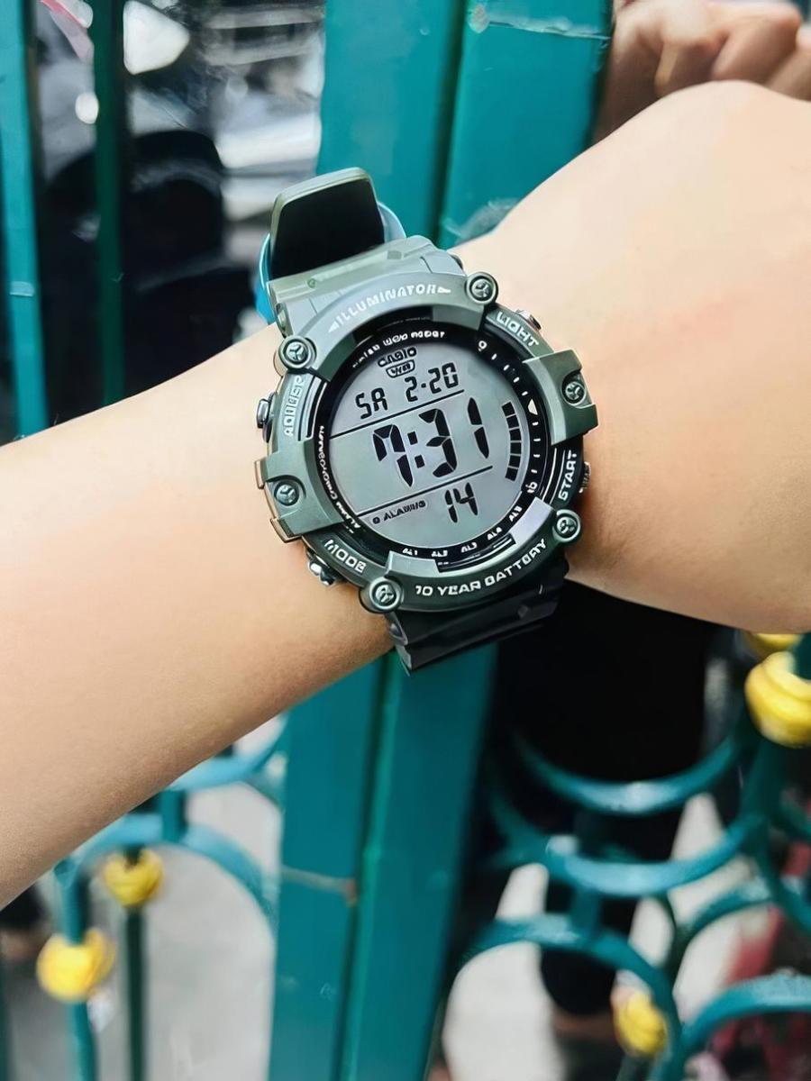 Наручные часы  Casio  Collection Casio AE-1500WHX-3A (фото 6)