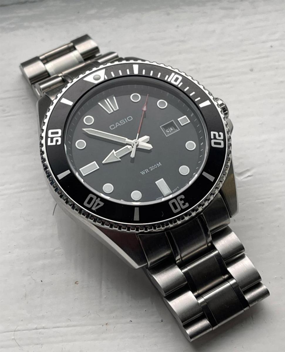 Наручные часы  Casio  Collection Casio MDV-107D-1A1 (фото 7)