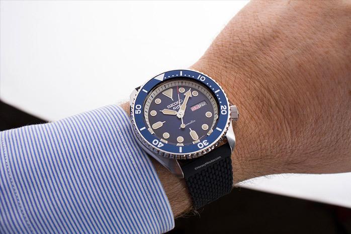 Наручные часы  Seiko  Seiko 5 Sports Seiko SRPD71K2 (фото 6)