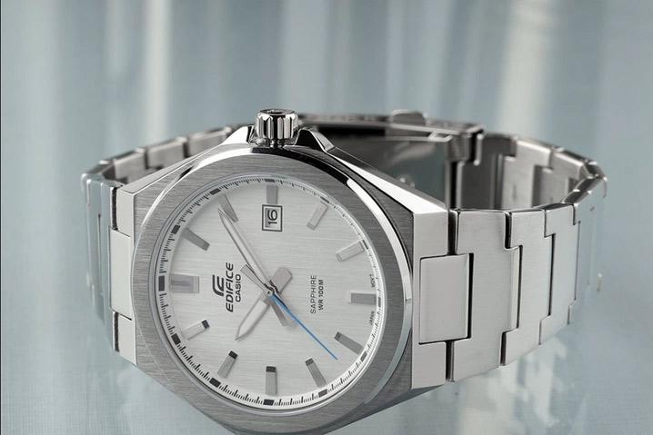 Наручные часы  Casio  Edifice Casio EFB-108D-7A (фото 6)